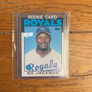 Bo jackson topps rookie card 50T